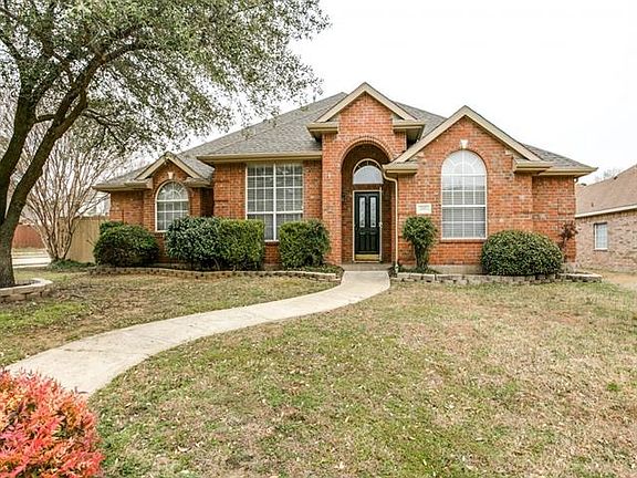 4th image of 3301 Grenada Dr