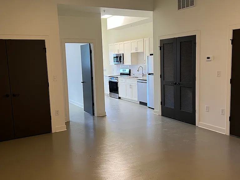 Pulaski Lofts — Photo 77