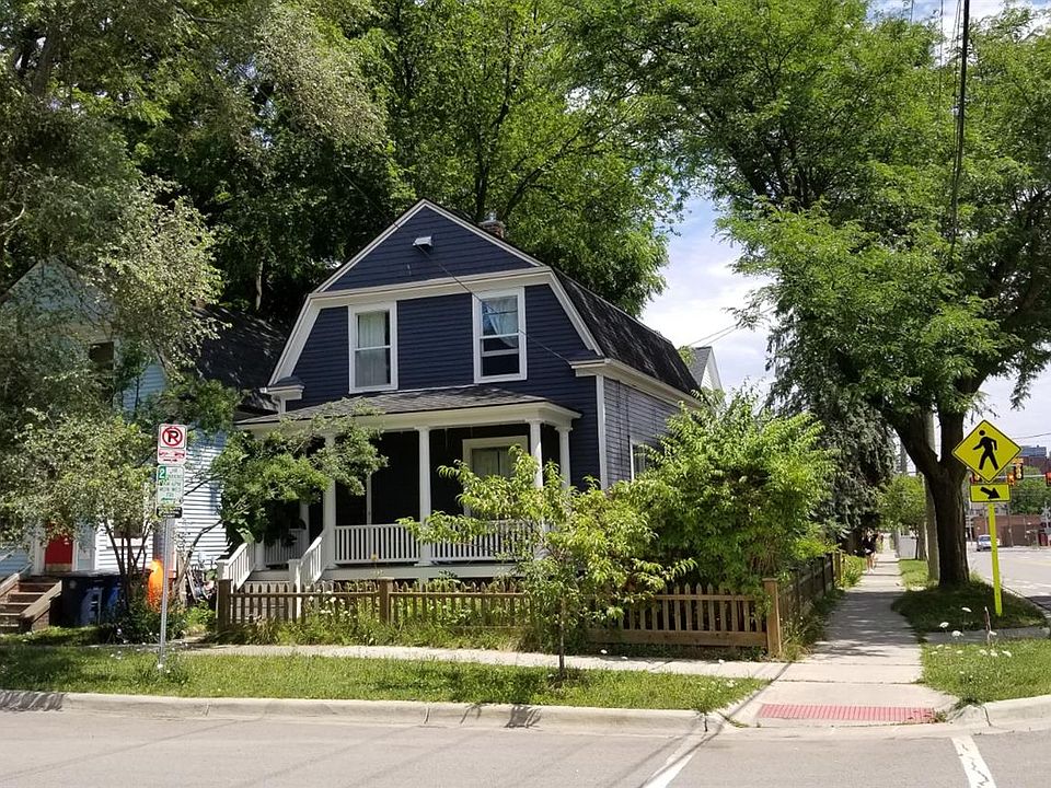 1st image of 563 S Ashley St