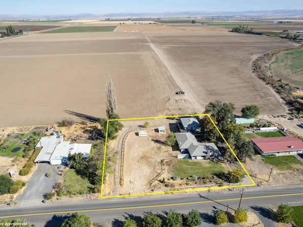 5769 NW Columbia Dr, Madras, OR 97741