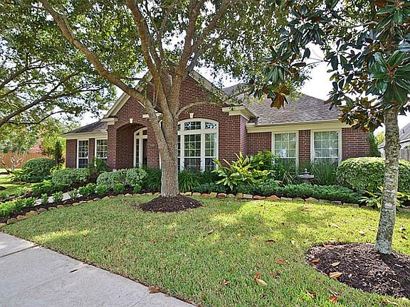 2nd image of 9222 S Fitzgerald Way