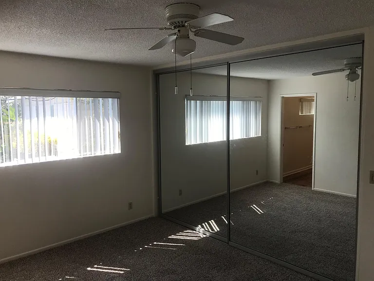 1423 Harbor View Dr #10 — Photo 9