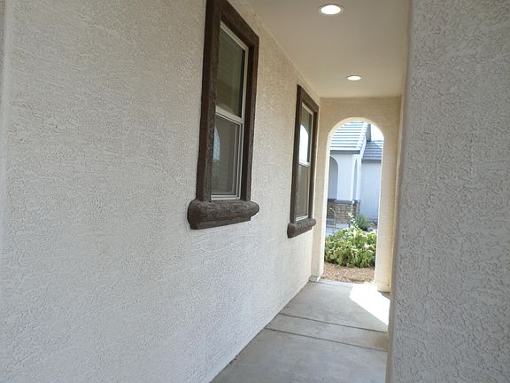 4th image of 22626 E Via Del Verde