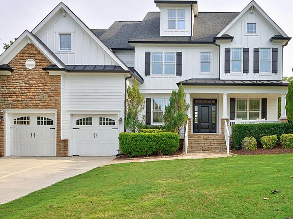 2nd image of 115 Woodland Ridge Ct