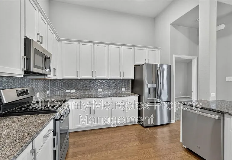 1602 Emerald Brook Ct — Photo 11