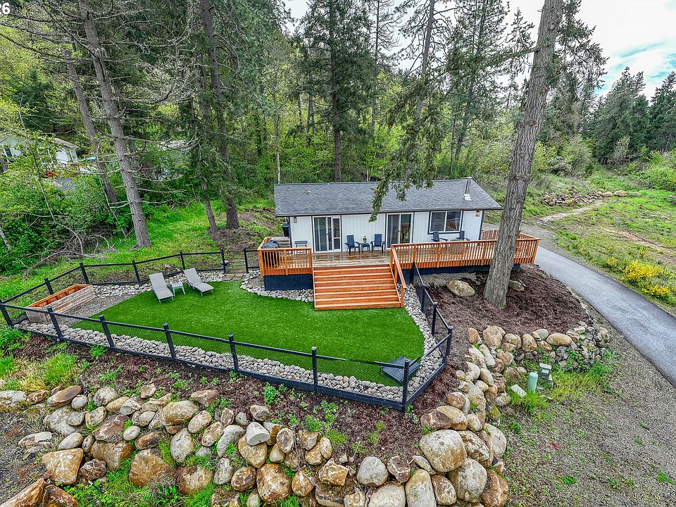 1st image of 745 Boulder Loop