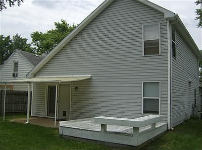 3rd image of 2720 Oakley Ave