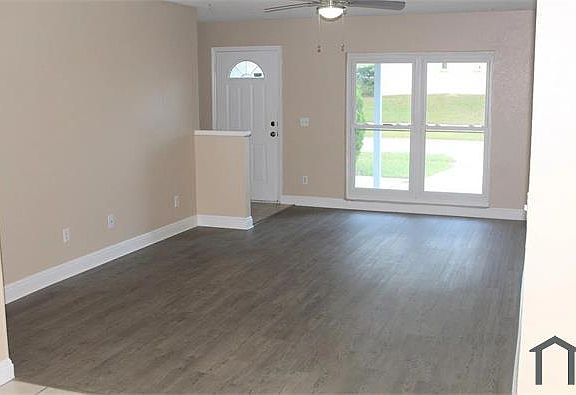 2nd image of 205 Regal Park Dr