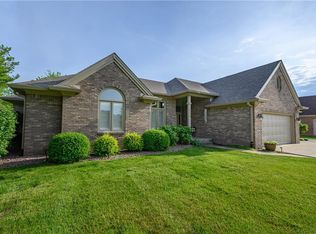 2075 Fairway Lakes Dr, Franklin, IN 46131