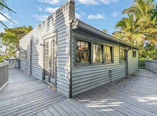 216 Miramar St, Fort Myers Beach, FL 33931