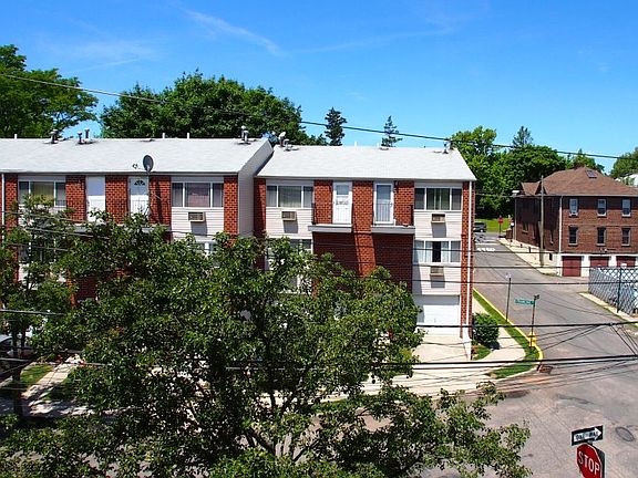 3rd image of 62B Francine Ct #70B