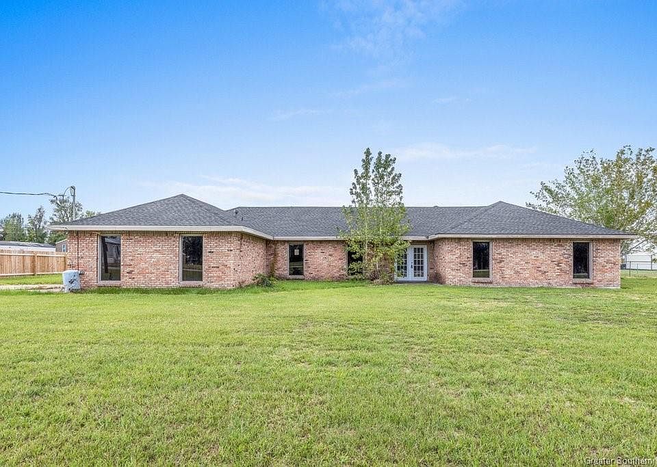 1st image of 2144 Gaylynn Dr