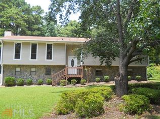 7179 Whitfield Dr, Riverdale, GA 30296