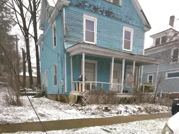 808 Spring St, Jamestown, NY 14701