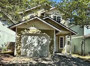 88 NW Lopez Ln, Bremerton, WA 98311