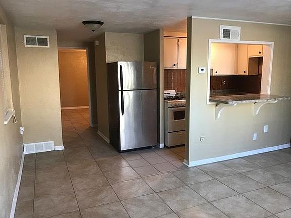 3rd image of 3722 Baltimore Ave #1