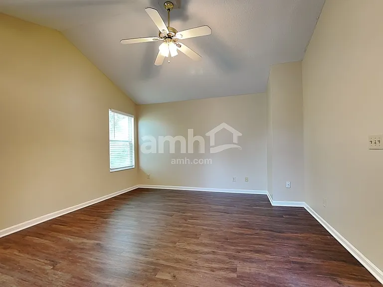 4857 Rialto Ridge Dr — Photo 9