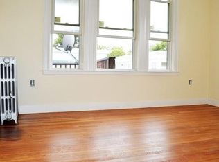 28 Fawndale Rd APT 3L, Roslindale, MA 02131