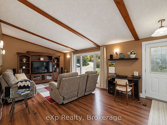4th image of 350144 Bayshore Rd