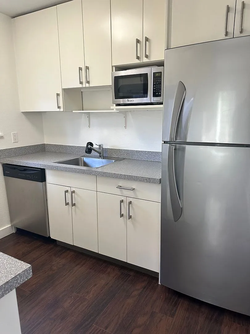 BBB02 - SE 30th Pl — Photo 2