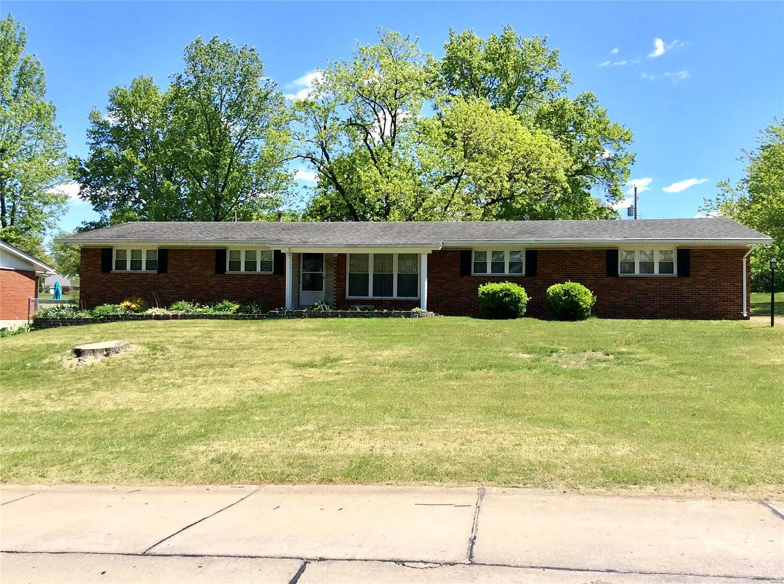 5106 Caribee Dr photo 1