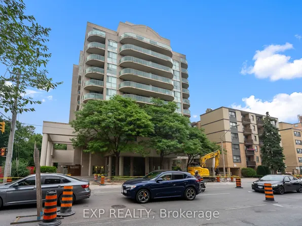 398 Eglinton Ave E #308, Toronto, ON M4P 3H8