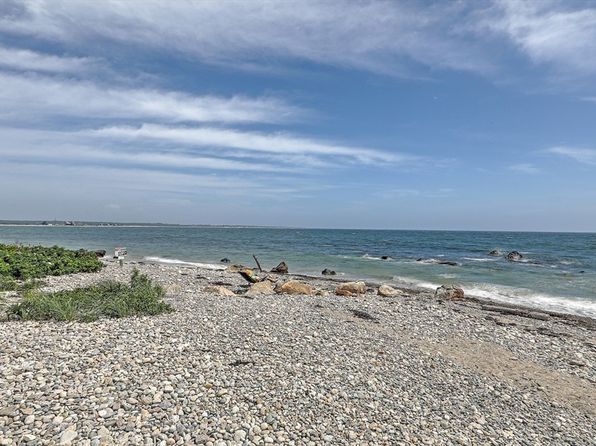 23 2nd St, Westport, MA 02790