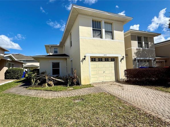 2079 Cypress Bay Blvd