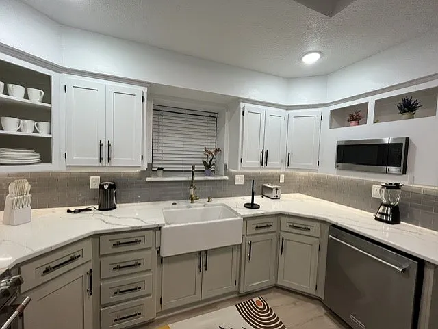 9090 Meadowcrest St — Photo 13