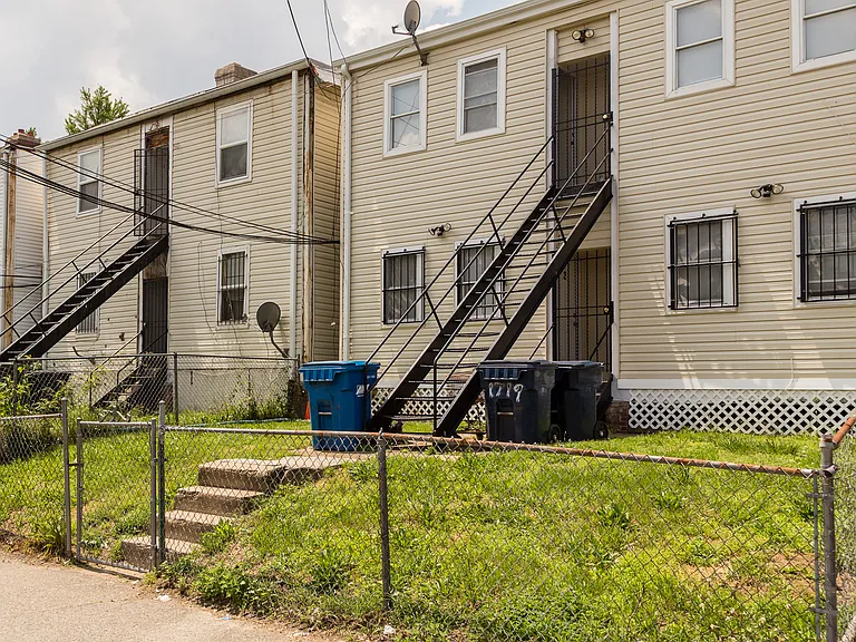 1715 Capitol Ave NE #3 — Photo 22