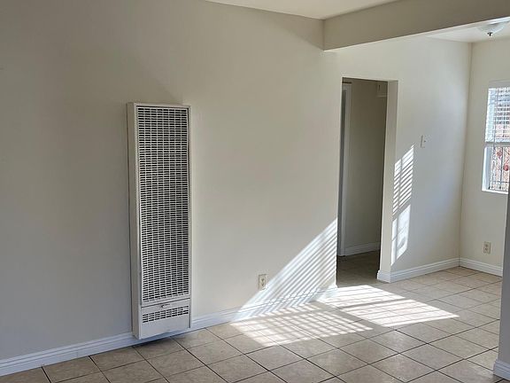 5th image of 3626 Locke Ave #1