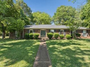 1814 Haynes Dr, Murfreesboro, TN 37129