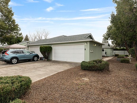 3rd image of 331 N 8th St