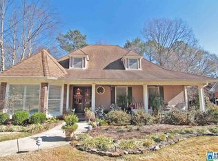 414 Roundabout Dr, Trussville, AL 35173