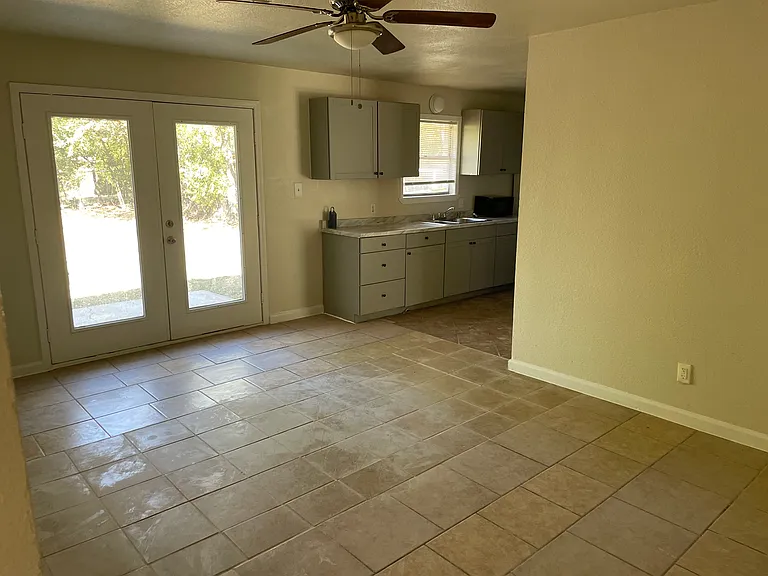 5504 Manor Rd — Photo 28