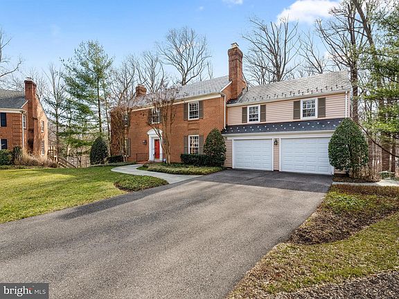 3rd image of 8504 Scarboro Ct