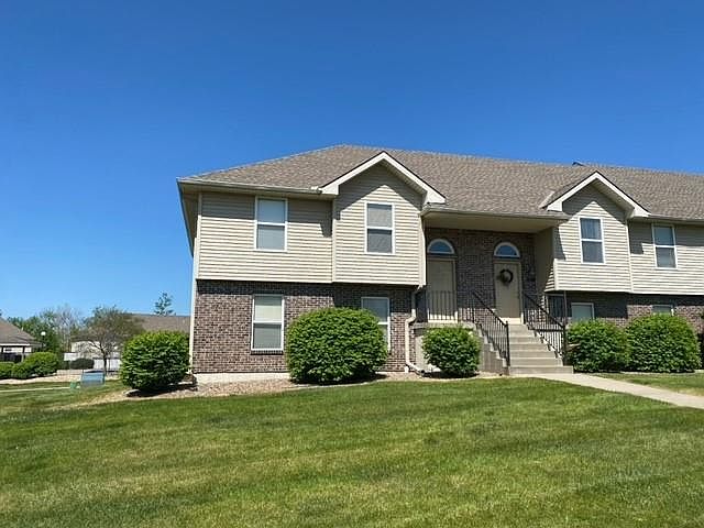 1st image of 8615 N Mersington Ln