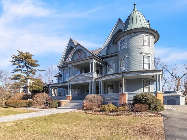 2 Pomeroy Ter APT 1, Northampton, MA 01060