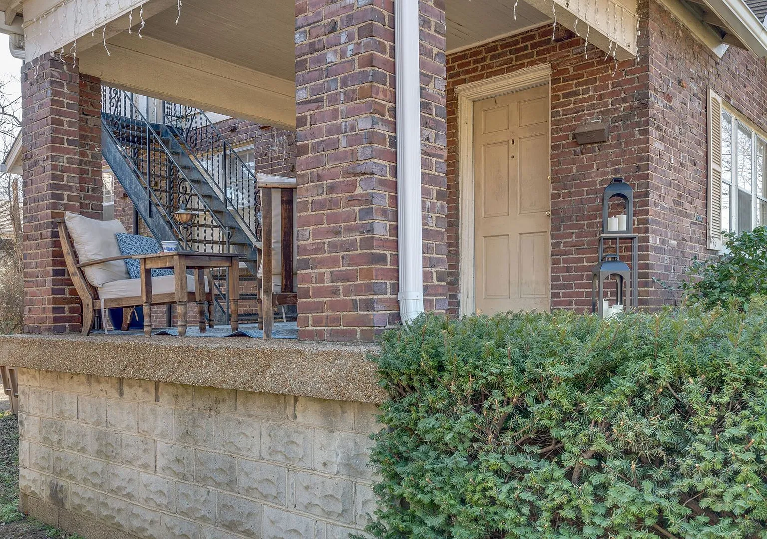 Charming 3-Bedroom Gem in the Heart of Sylvan Park — Photo 4