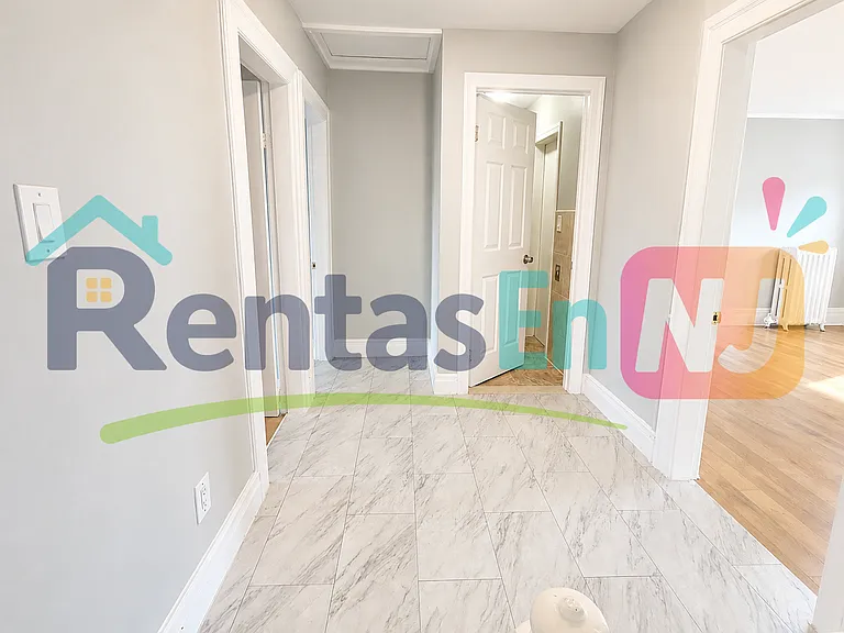 413 Summer Ave #3A — Photo 4