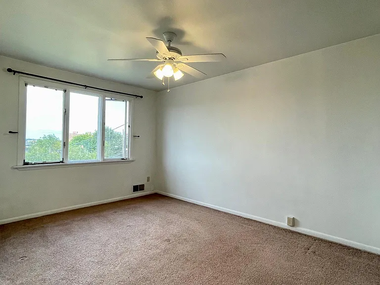 3426 Melwood Ave — Photo 15