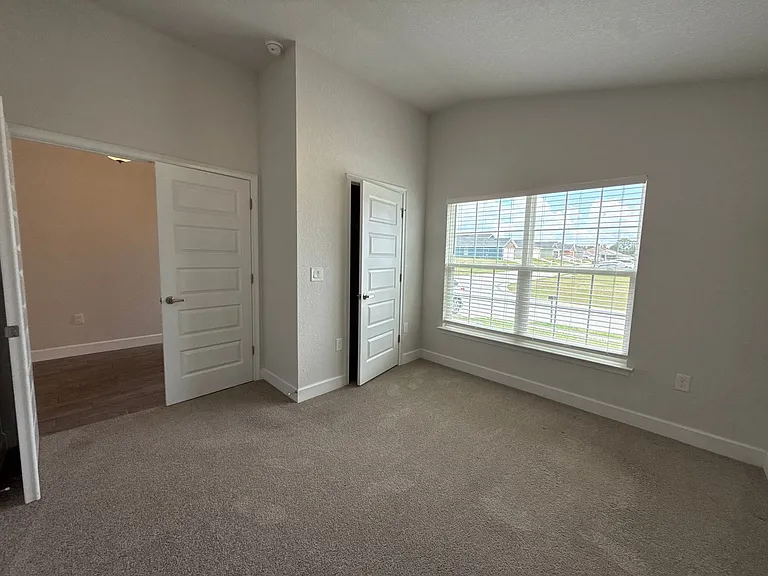 199 NW 45th Loop — Photo 8