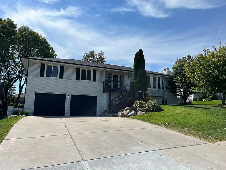 15211 Shirley St — Photo 14