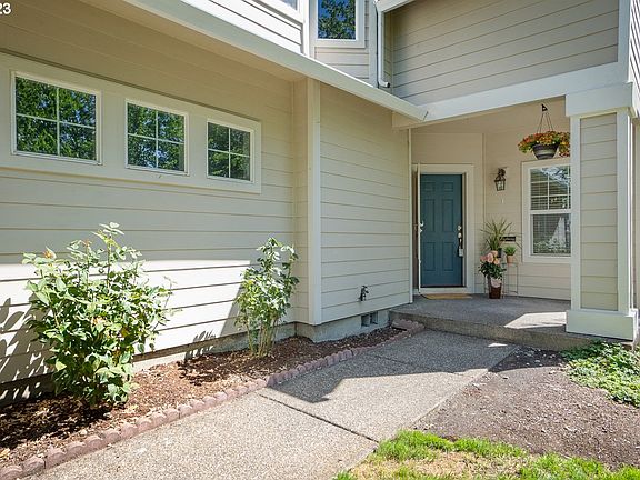 2nd image of 2416 NE 12th Way
