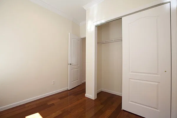 Rented by Meyerson Management | media 9