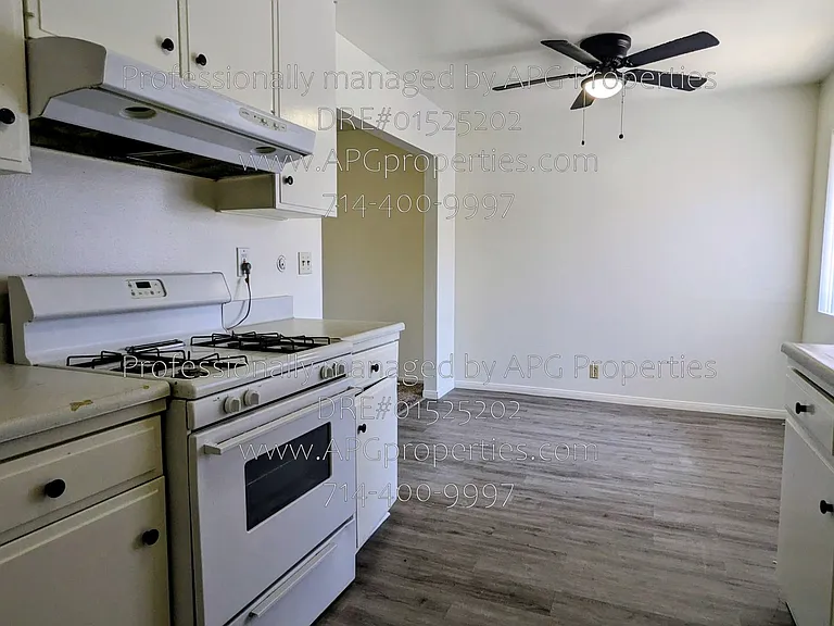 1810 W Greenleaf Ave #3 — Photo 16