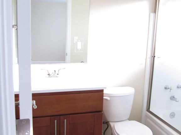 2nd image of 786 Coleman Ave APT L