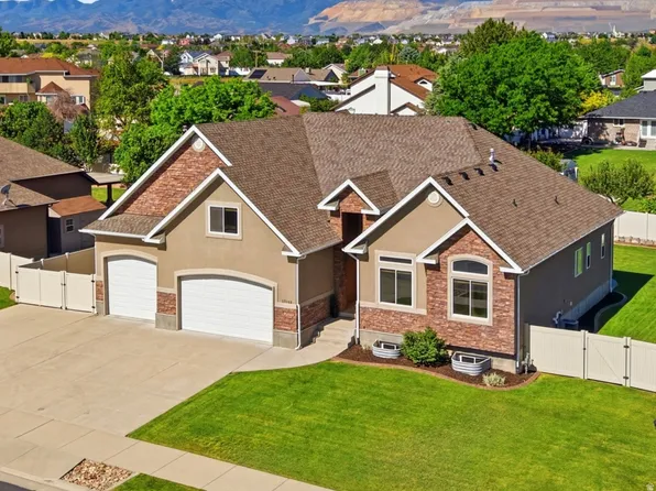 10144 S Autumn Breeze Ln W, South Jordan, UT 84009