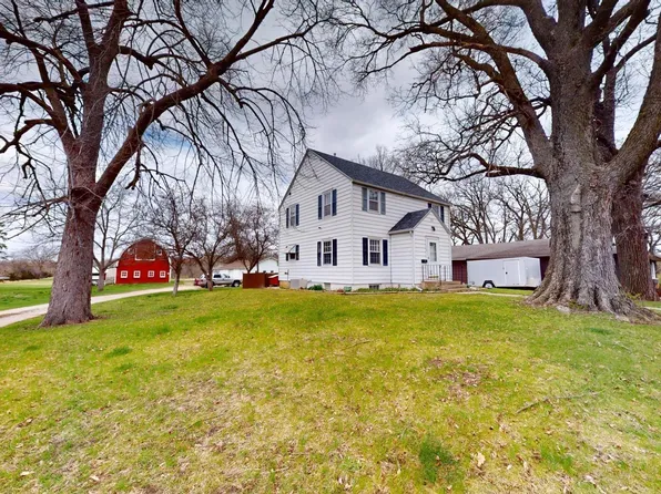 415 W Halverson St, Forest City, IA 50436