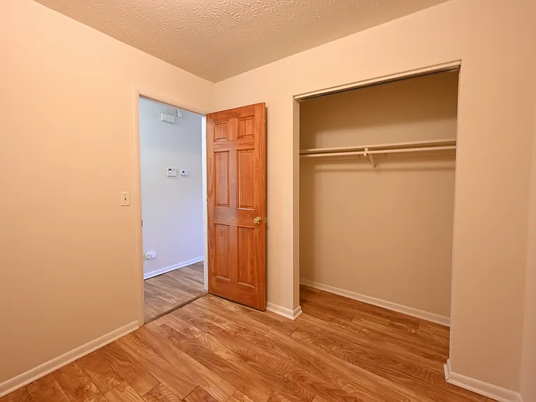 1503 Summit St #B — Photo 6